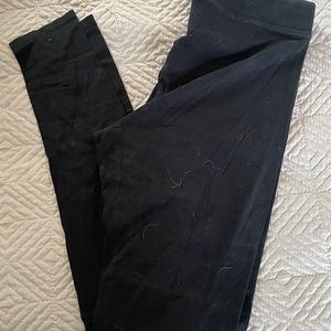 2 pairs of Woman’s Victoria Secret Leggings l